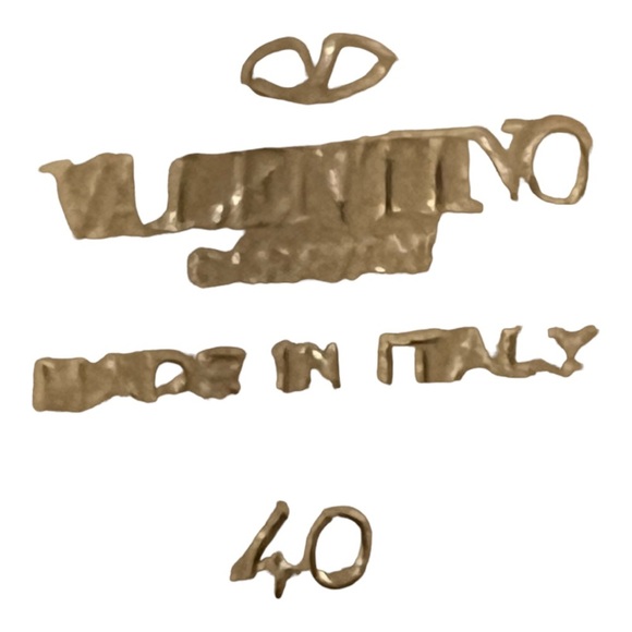 Valentino Neutrals Patent Leather Bow Accents Pumps size 40 - Picture 5 of 13